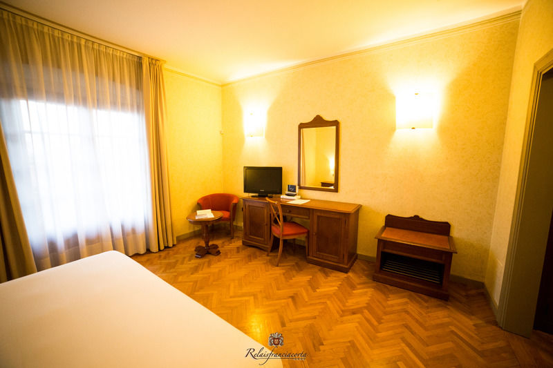 Relaisfranciacorta Hotel Corte Franca Ngoại thất bức ảnh